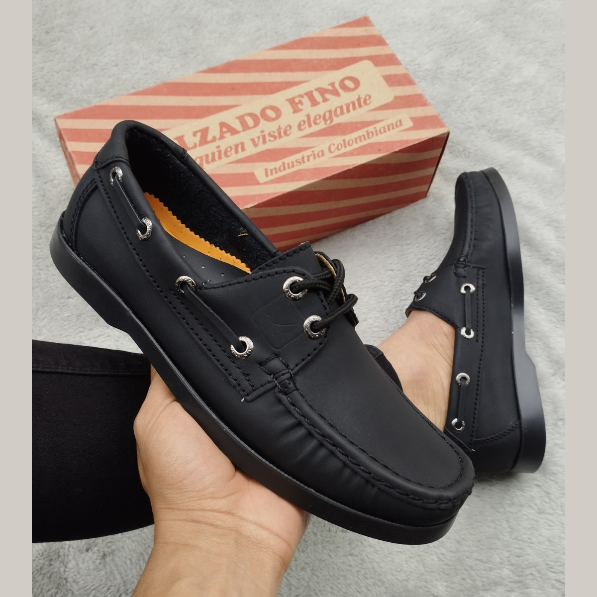 Apache Negro 222