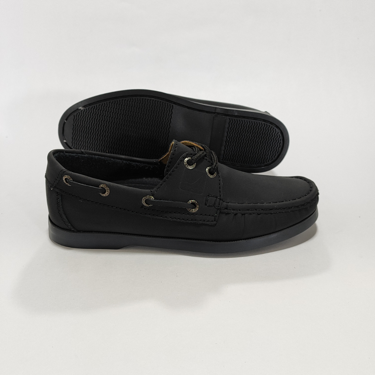 Apache Negro 222