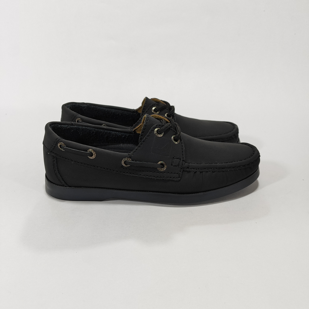 Apache Negro 222