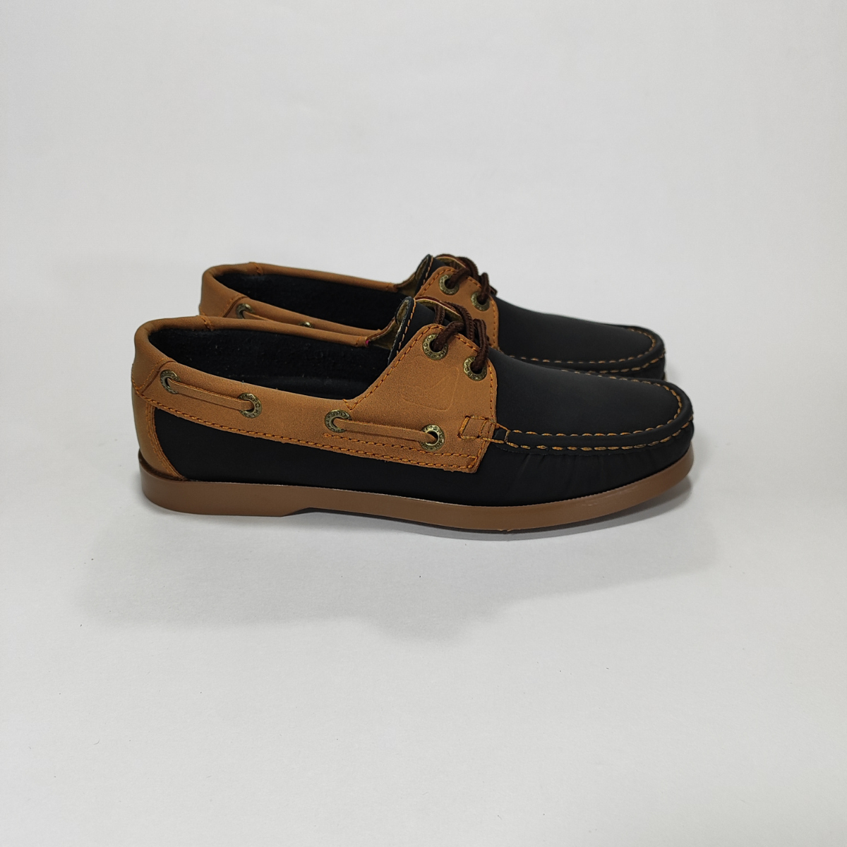Apache Negro x Miel 222