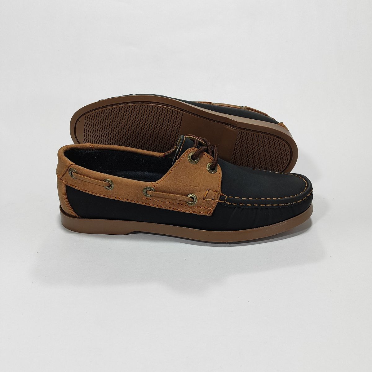 Apache Negro x Miel 222